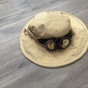 Chic Beige Hat with Floral Details